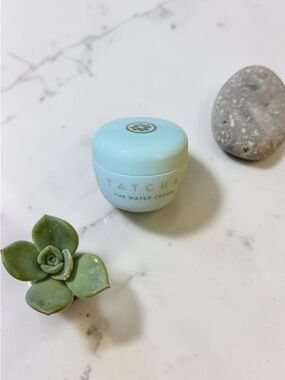 Tatcha Mini Water Cream Jar in Pale Blue